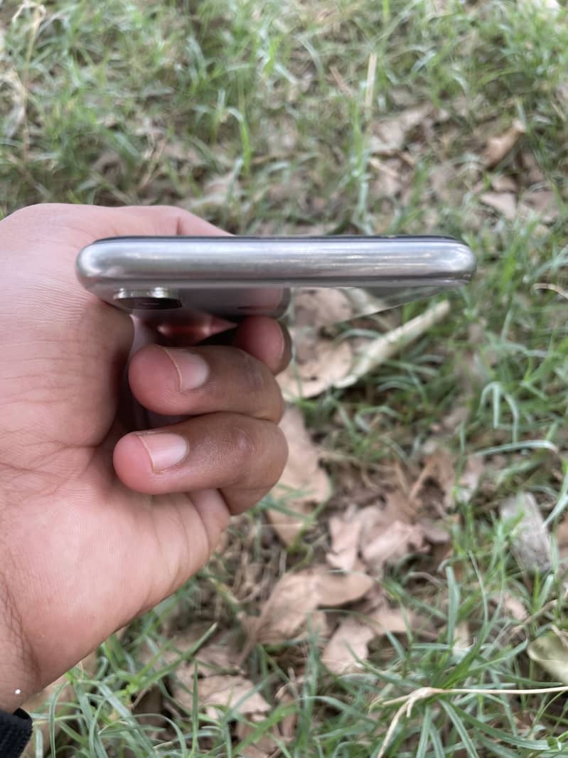iPhone X 2