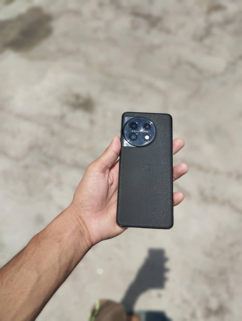 One Plus 11 4