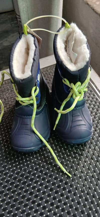 kids shoes came from Italy