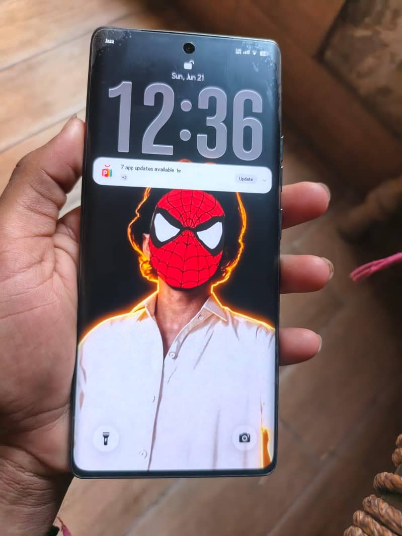 Tecno CAMON 40 Pro 1