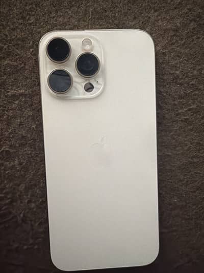 Apple iPhone 16 Pro Max