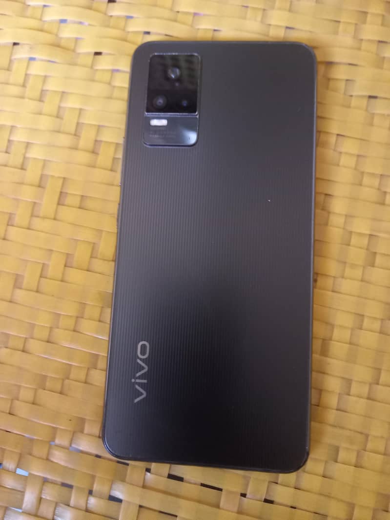 Vivo V21e 0