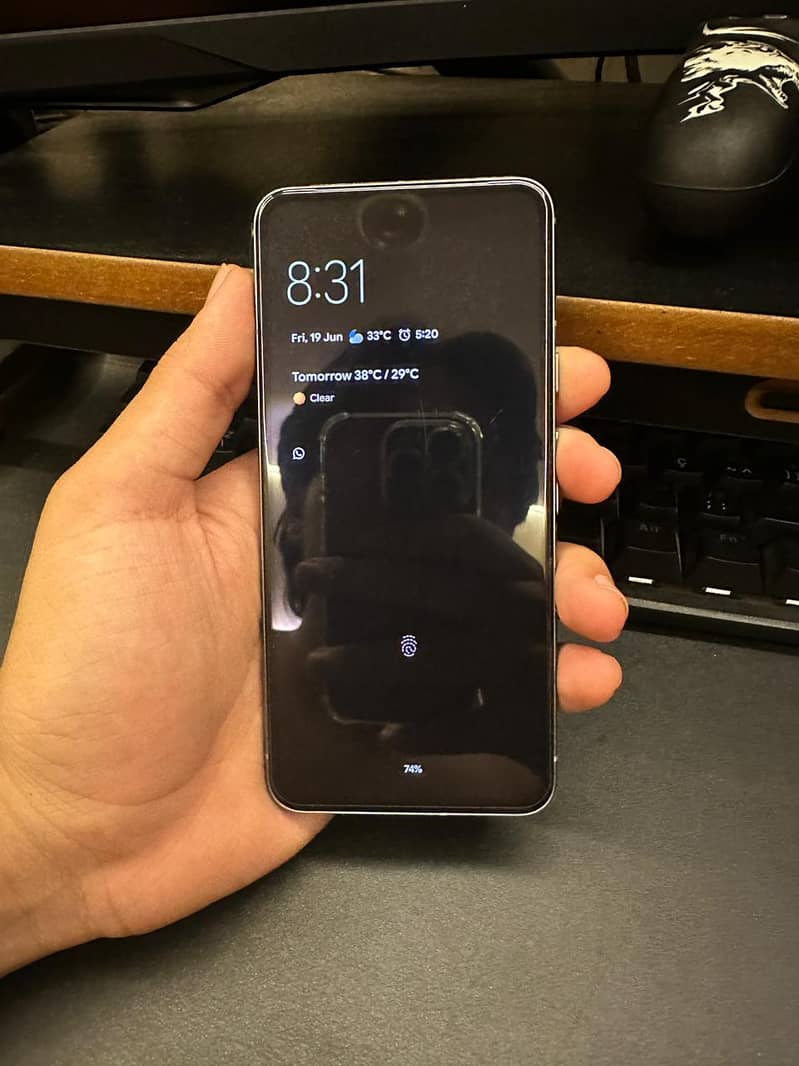 Google Pixel 8 2