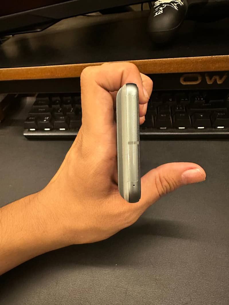 Google Pixel 8 6