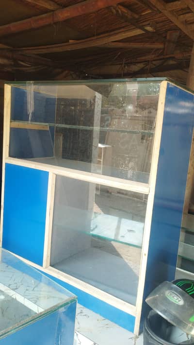 Mobile Assessories Counter For Sale