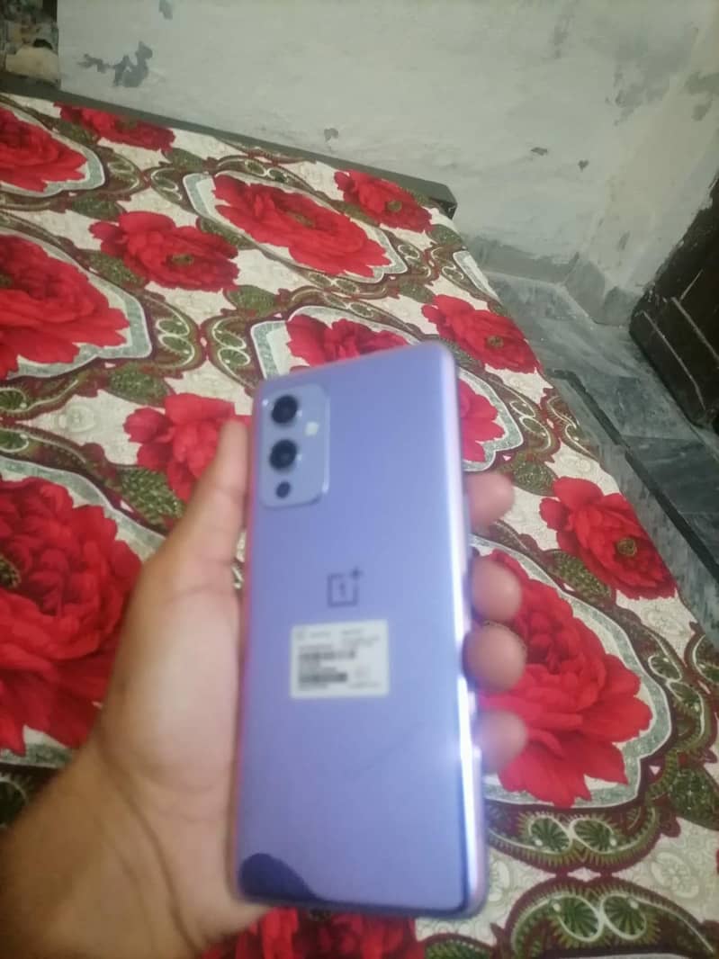 OnePlus 9 1