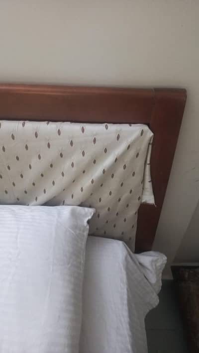 queen size  bed