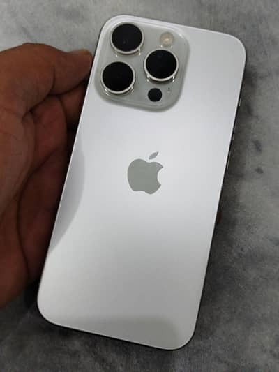 Apple iPhone 15 Pro white color
