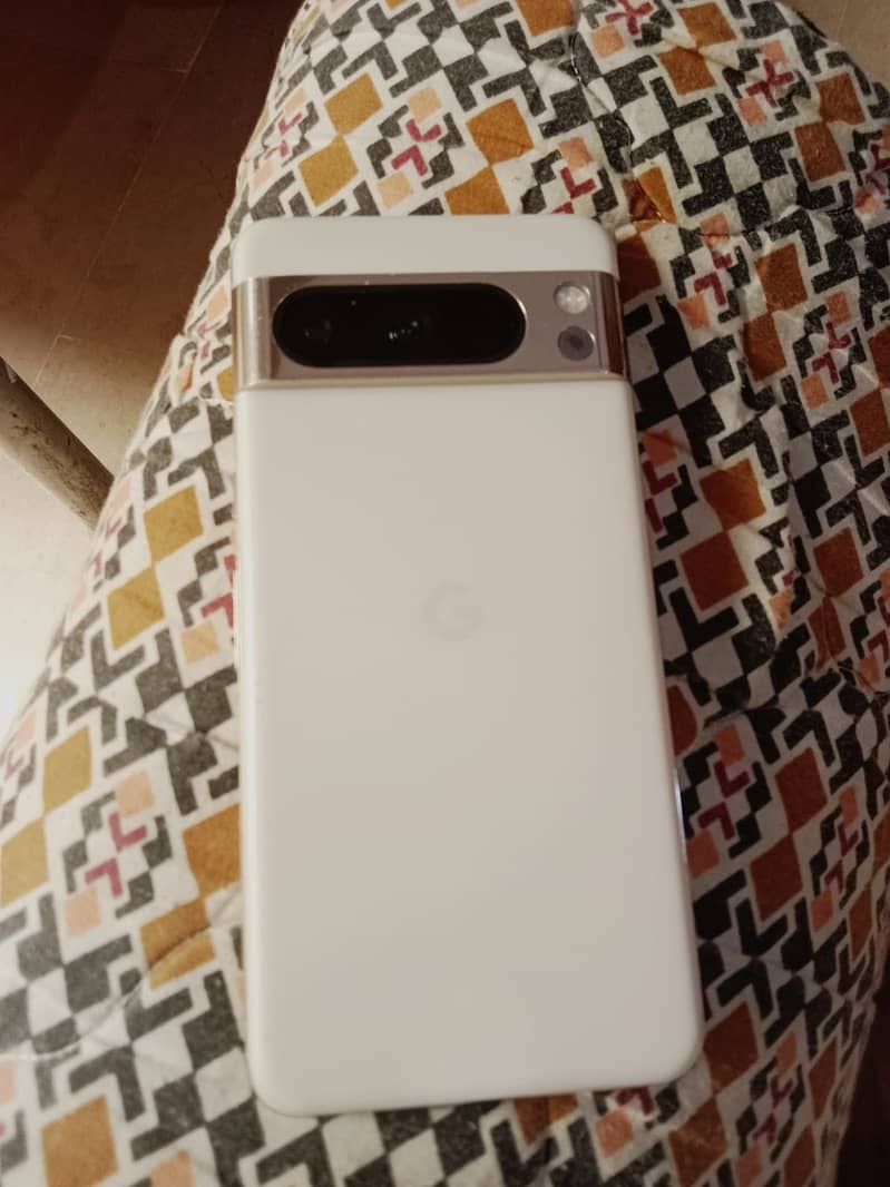 Google Pixel 8 Pro 0