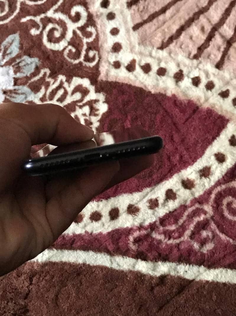 Apple iPhone SE 3