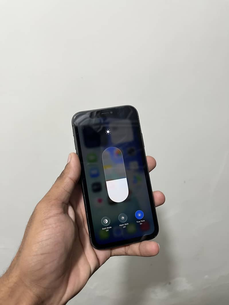 Apple iPhone 11 1