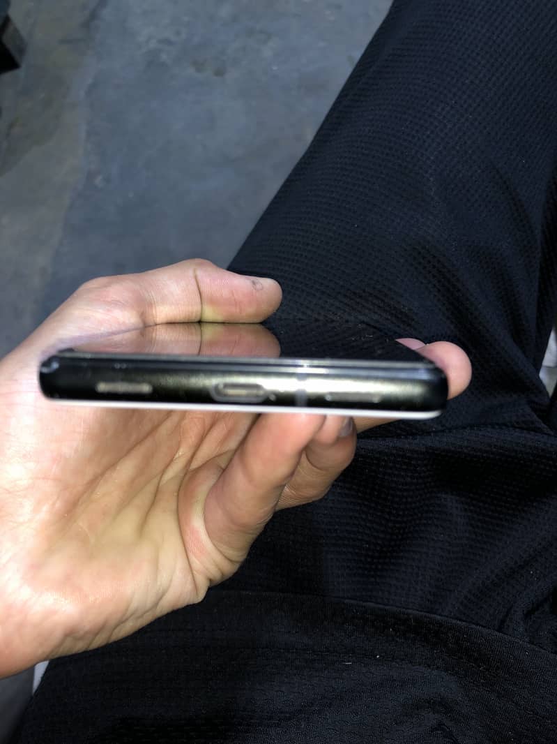 Google Pixel 6a 5