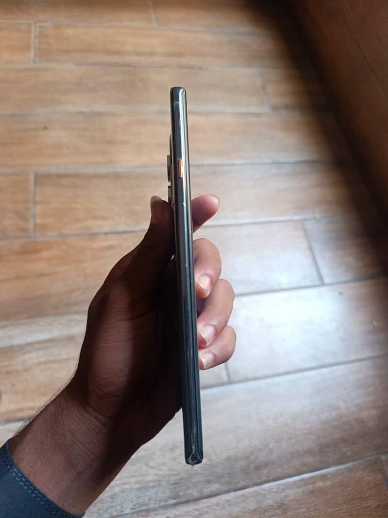 Tecno CAMON 40 Pro 3