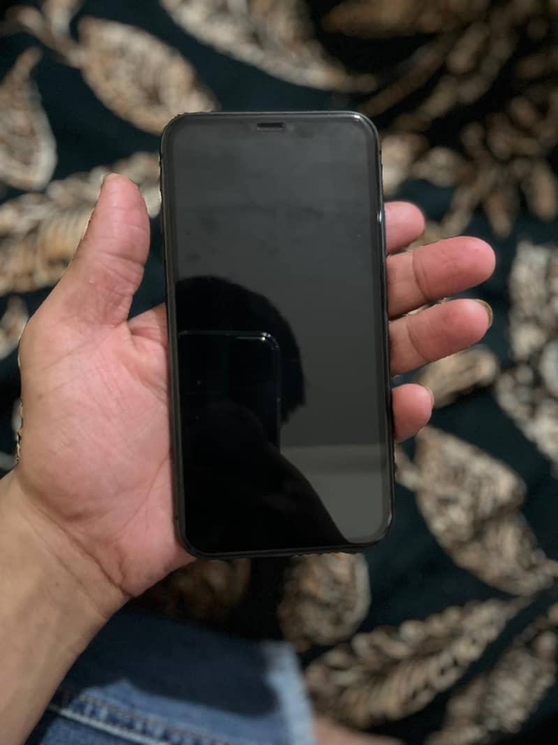 Apple iPhone 11 2