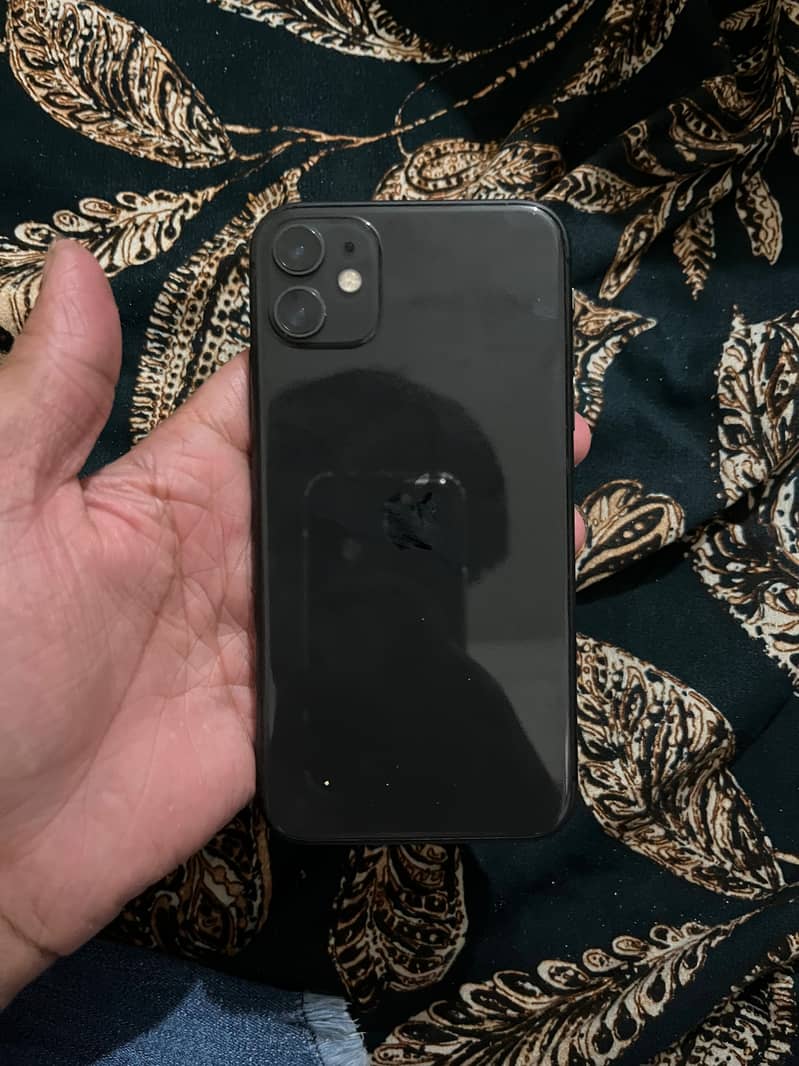 Apple iPhone 11 3