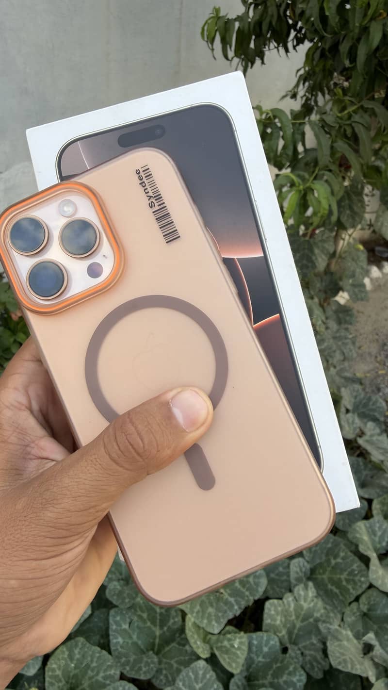 iPhone 16 Pro Max 0