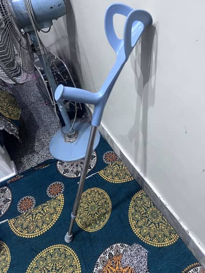 walker stick for salee Rs:1000