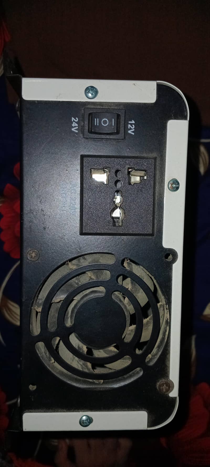 MPPT solar charge controller 3