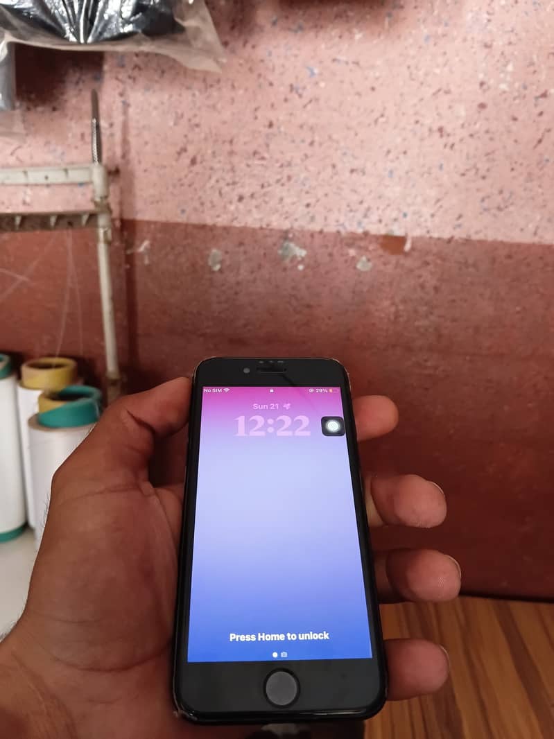 Apple iPhone SE 3