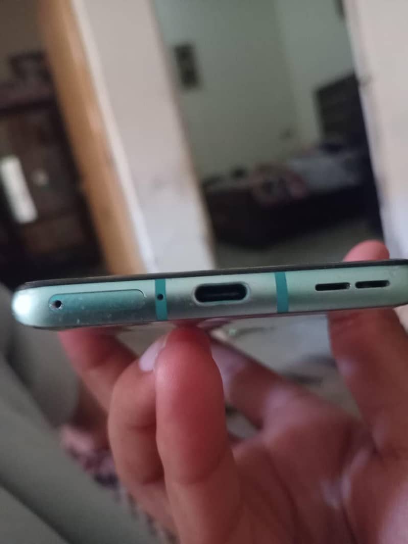 One Plus 8T 2