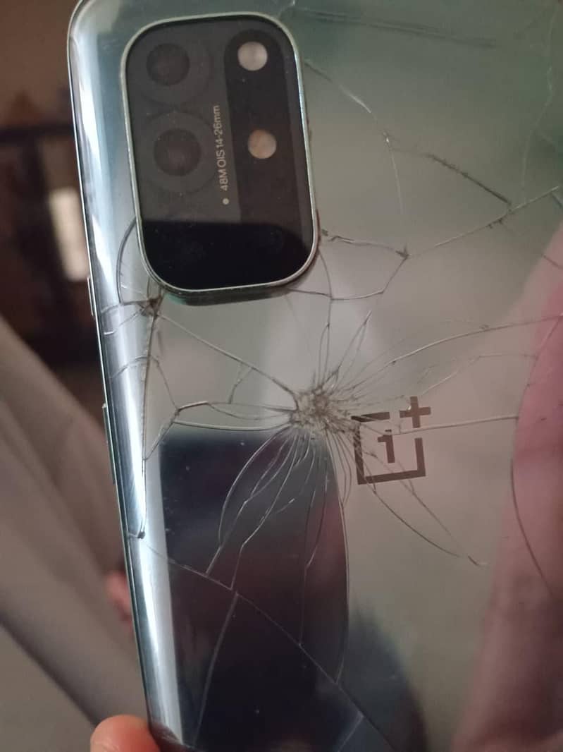 One Plus 8T 5