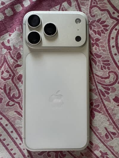 Iphone 17 pro max with box