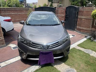 Toyota Corolla GLI 2015 auto orginal condition Apna name see in DHA