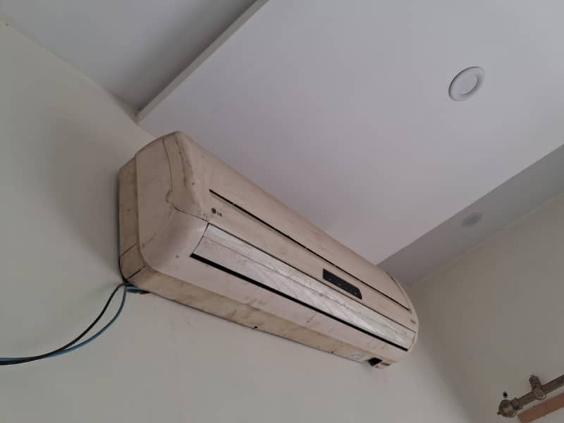 AC old model 1