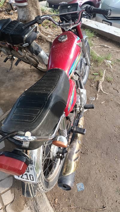 CG-125 MOTORCYCLE FOR SALE.