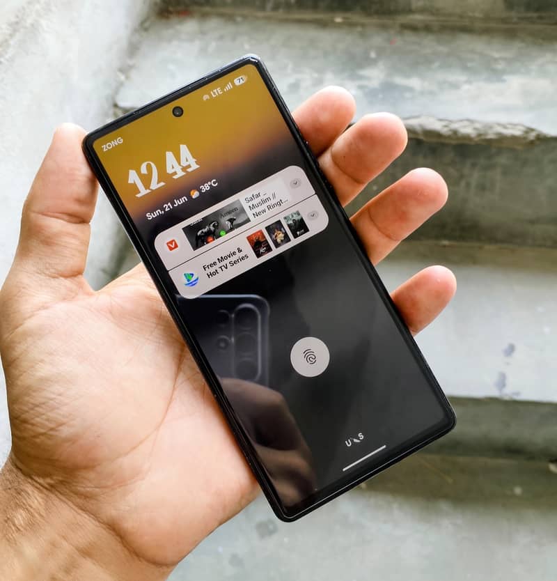 Google Pixel 6a 1