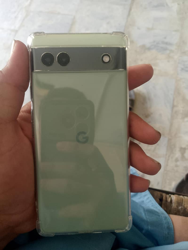 Google Pixel 6a 1