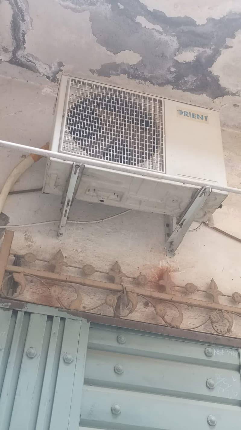 Orient AC 0