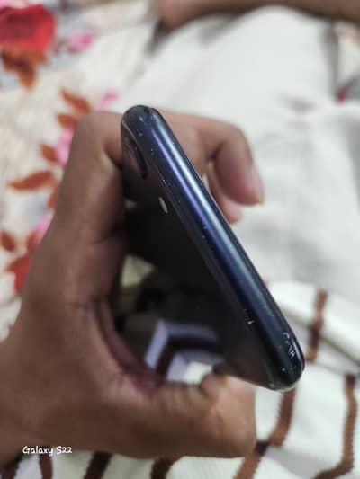 Apple iPhone SE
