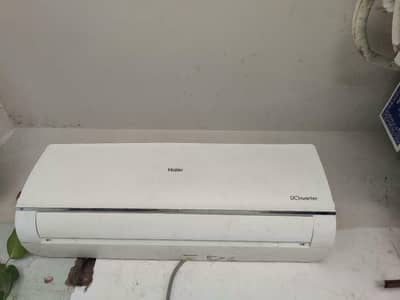 Haier splita Ac DC inverter 1.5 ton good condition gass lock