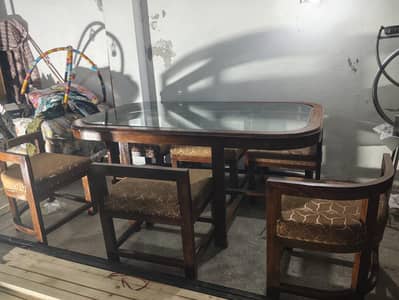 Dinning table with chairs
