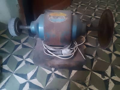 grander for urgent sale adhi ka grander ha
