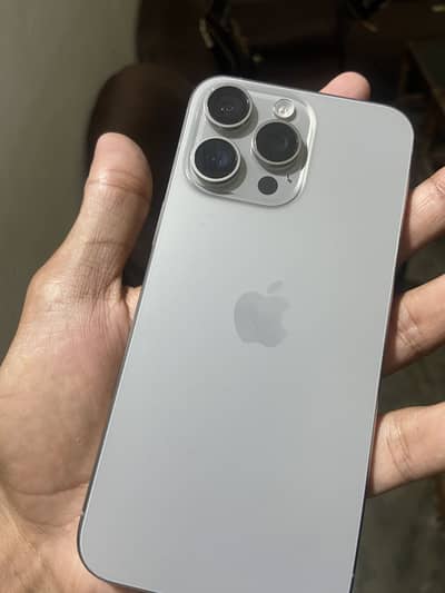Apple iPhone 15 Pro Max