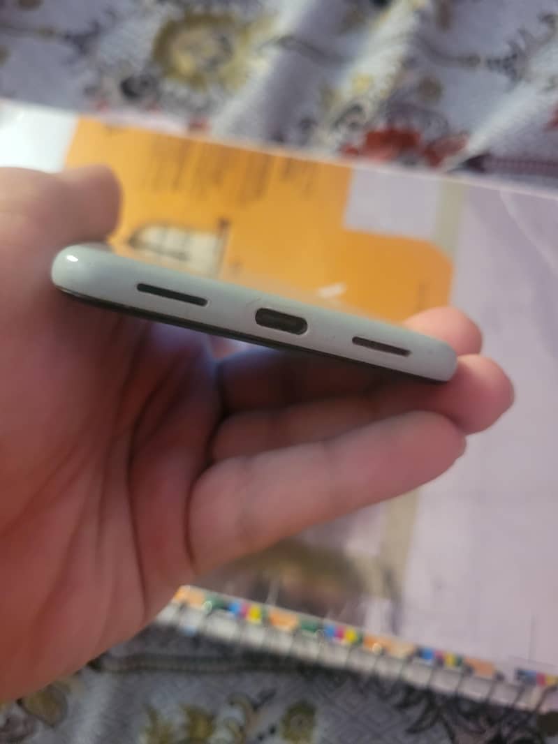 Google Pixel 5 2