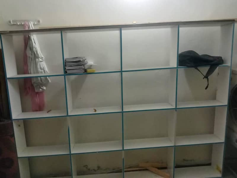 shop rack 0