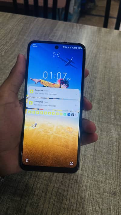 Infinix Hot 12