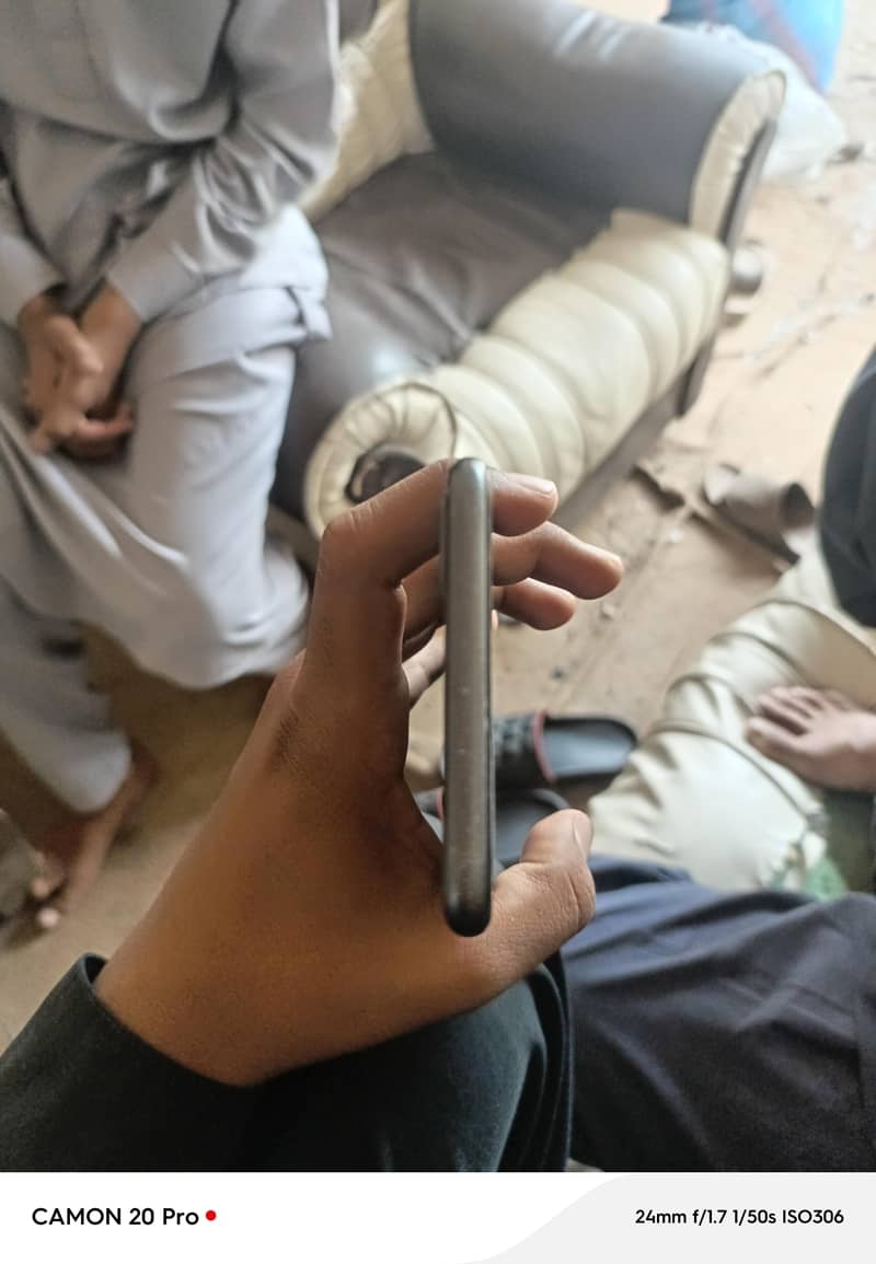 Apple iPhone 8 Plus 5