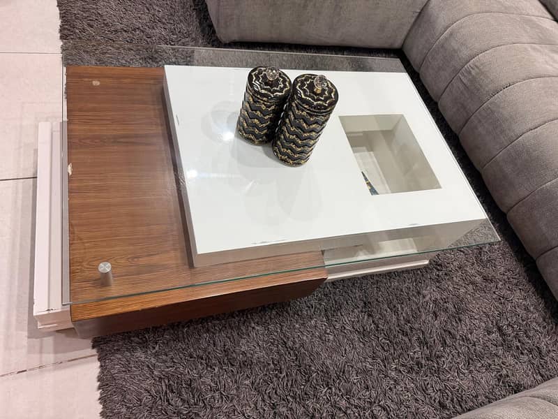 Centre Table 0