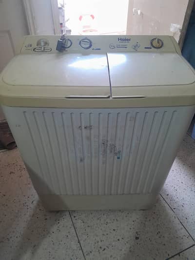 Haier Semi Automatic Washing Machine