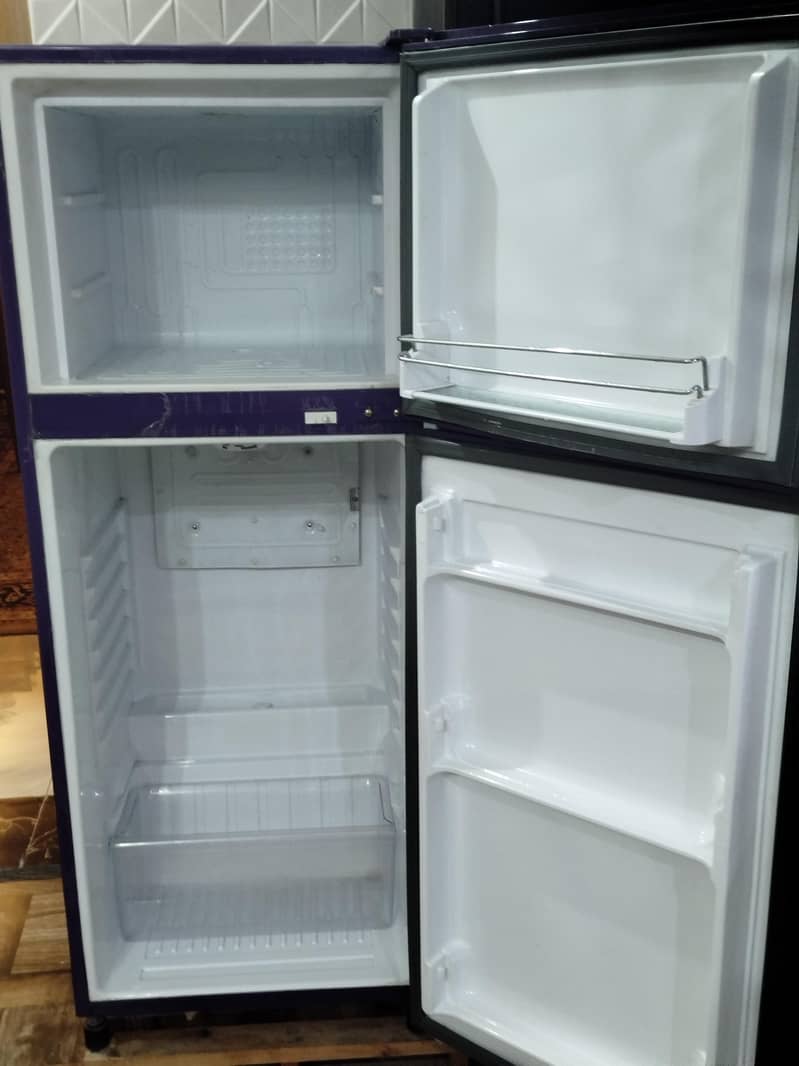 Waves Fridge 2