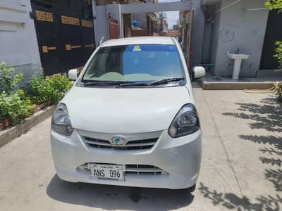 Toyota Pixis Epoch 2012