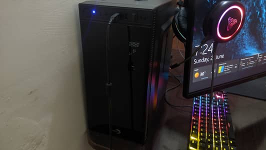 AMD Ryzen 5 Gaming PC - 16GB DDR4 RAM