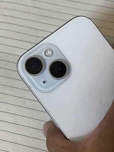 Apple iPhone 15