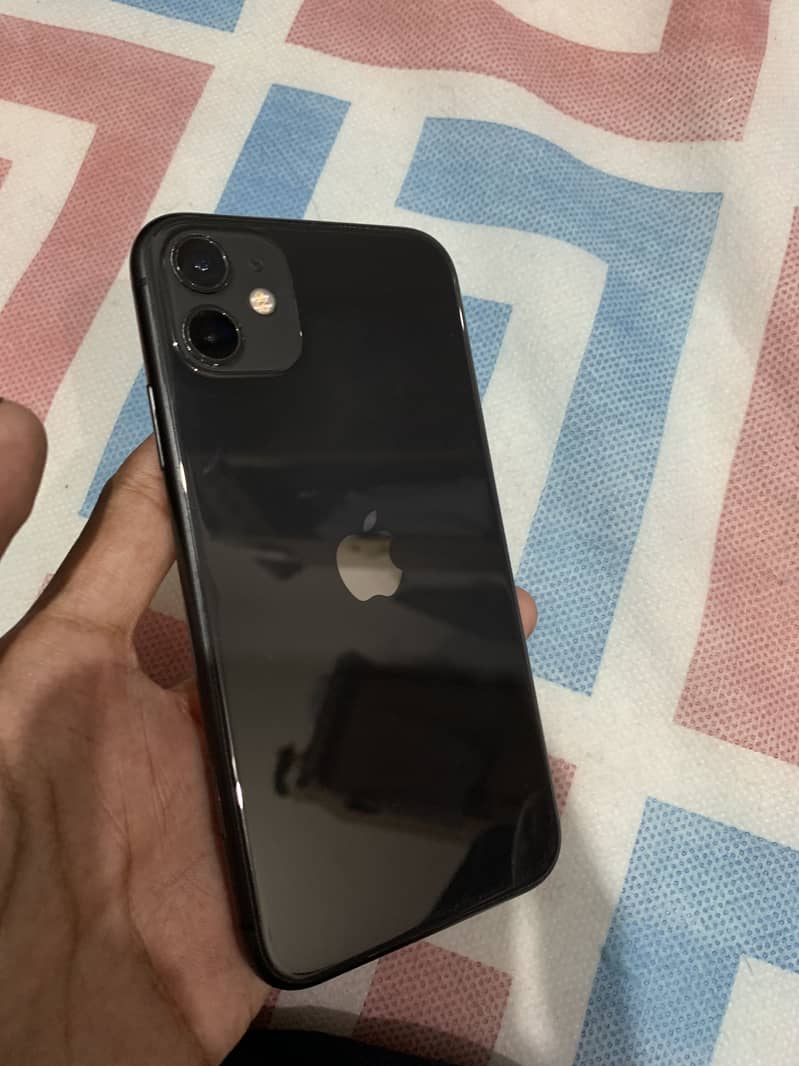 Apple iPhone 11 3