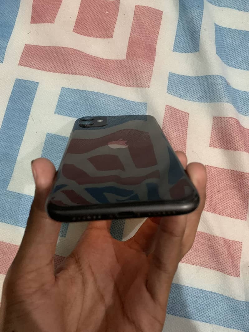 Apple iPhone 11 5