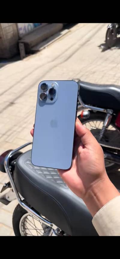Apple iPhone 13 Pro Max